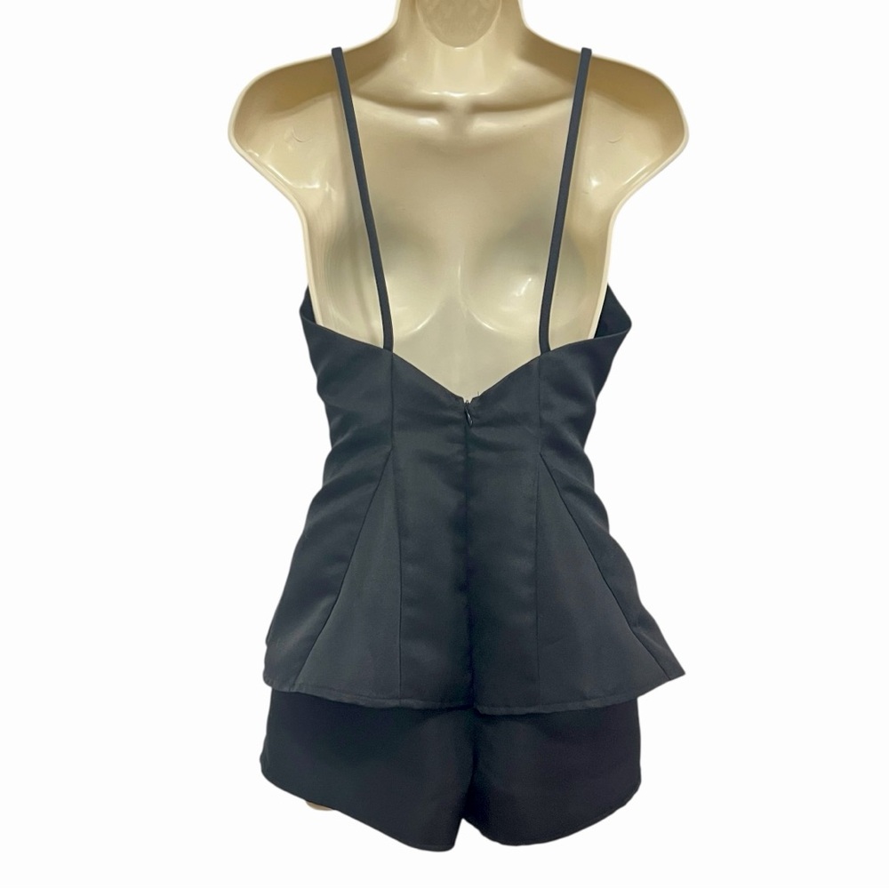 TOBI WOMENS SWEETHEART PEPLUM DEEP BACK CUT BLACK SHORTS ROMPER SIZE SMALL - Picture 7 of 10